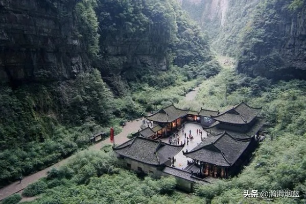 重庆旅游必去十大景点推荐，山城魔幻之旅，这些地方不容错过